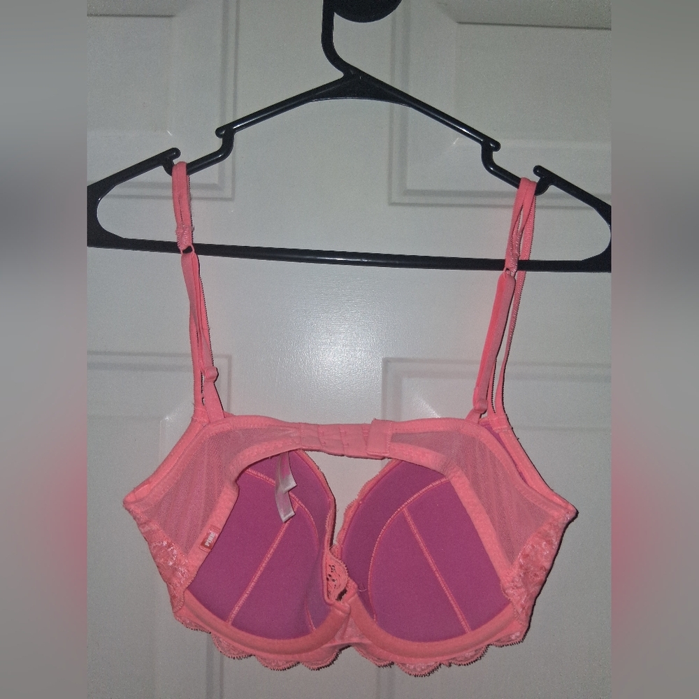 VS PINK Victoria's Secret Pink Lace Underwire Bra34D Lightly Lined Demi - Picture 2 of 6